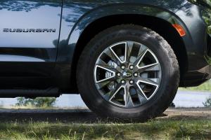 Chevrolet Suburban Z71 2020 года 